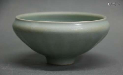 Chinese Nan Song Long Quan Small Bowl