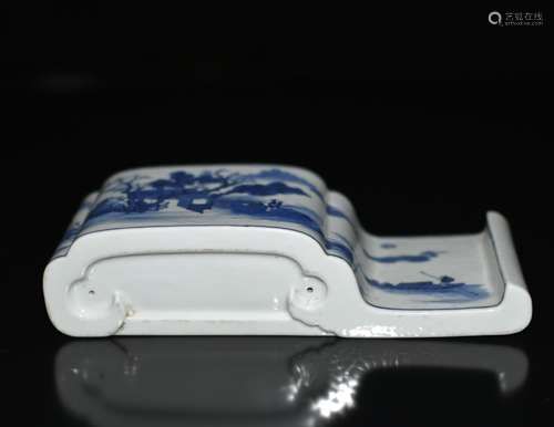 Chinese Blue/White Porcelain Brush Rest