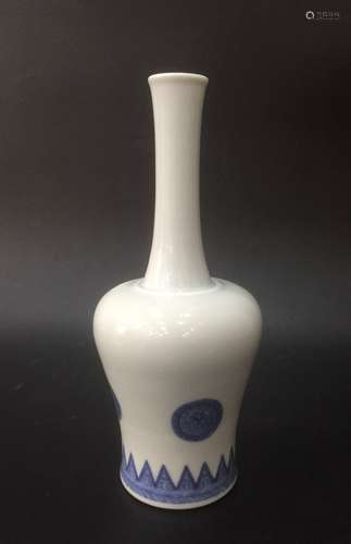 Chinese Blue/White Porcelain Vase