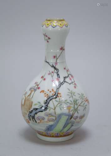 Chinese Famille Rose Porcelain Vase