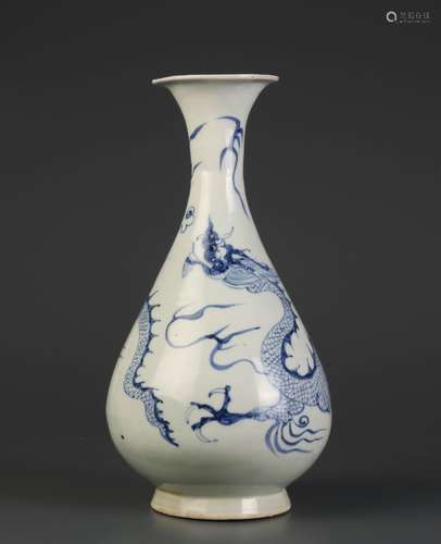 Chinese Blue/White Porcelain Vase