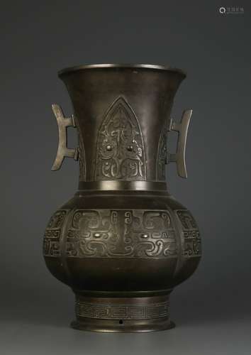 Chinese Bronze Vase