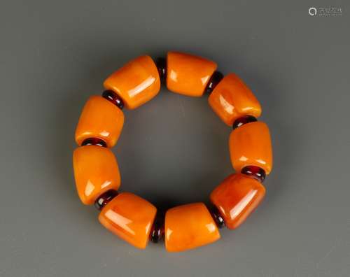 Chinese Amber Like Bracelet