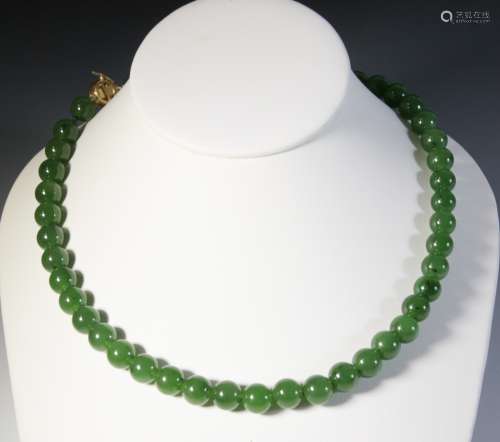 Spinach Jade Beads Necklace