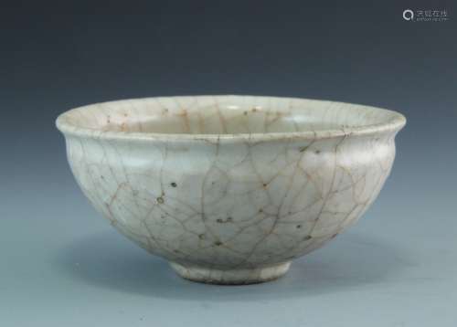 A Chinese Guan-Type Small Bowl