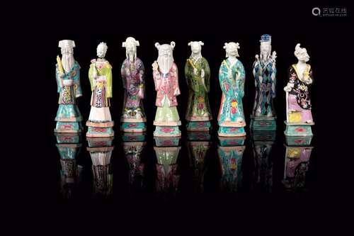 Ensemble de huit statuettes d’immortels Chine - Epoque Jiaqing (1796 - 1820)