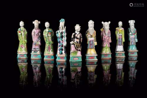 Ensemble de neuf statuettes d’immortels Chine - Epoque Jiaqing (1796 - 1820)