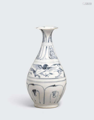 Le dynasty, 15th/16th century A blue and white bottle, binh ty ba