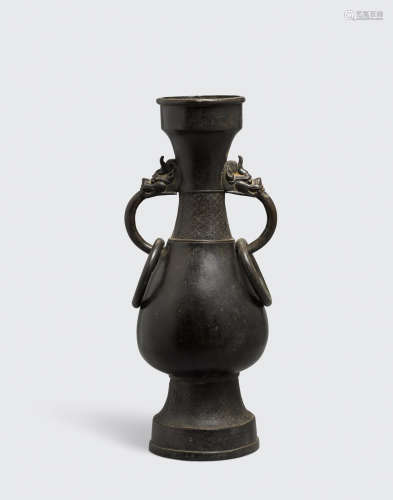 Ming dynasty A tall bronze vase