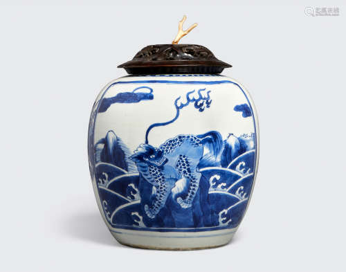 Kangxi period A blue and white porcelain ginger jar