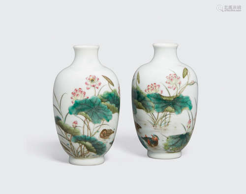 Qianlong marks, 20th century A pair of small famille rose porcelain vases