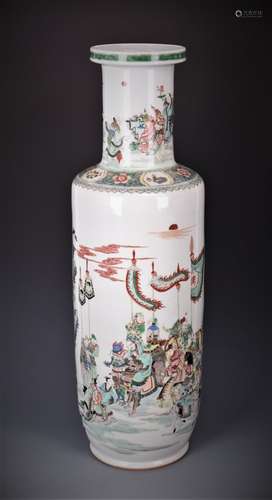 Chinese WuCai Porcelain Rouleau Vase