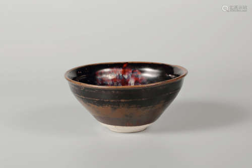 Chinese pottery bowl with leaf decoration