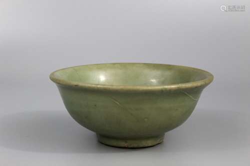 Chinese celadon porcelain bowl, Ming Dynasty.