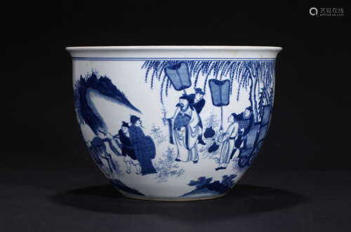 Chinese blue and white porcelain jardiniere.