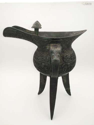 Chinese bronze tripod libation cup