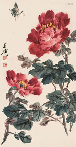 王雪涛（1903-1982） 蝶恋花 立轴 设色纸本