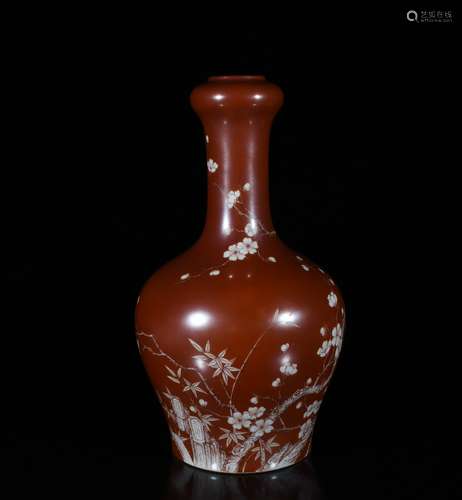 Yongzheng Mark, A Red Glazed Vase