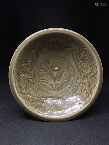 A Yaozhou Ware Carve Bowl