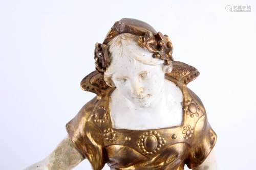 Antieke deels goud gekleurde gipsen sculptuur van vrouw met harp, h.58 cm.