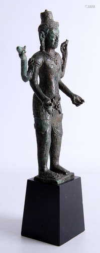 Bronzen sculptuur van Vishnu, Khmer Baphouon, Cambodja, 20e eeuw, 24,5 cm.