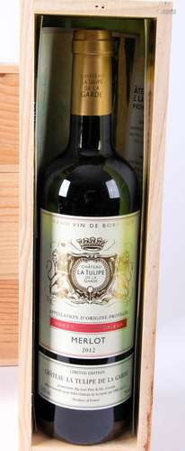 Château La Tulipe de la Garde, Ilja Gort, Limited Editon 2012                                           In originele kistjes 4x