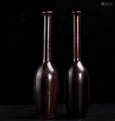 PAIR OF CHINESE ZITAN FLOWER VASE