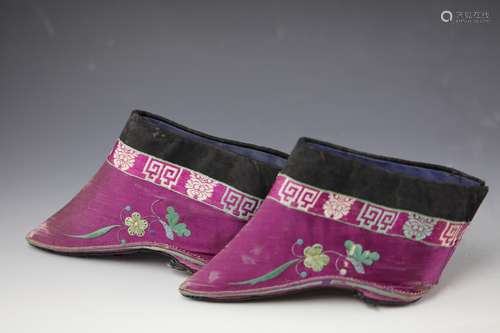 Purple floral footbinding shoes