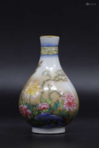 Qing Dynasty Cloisonne Enamel Glass Vase