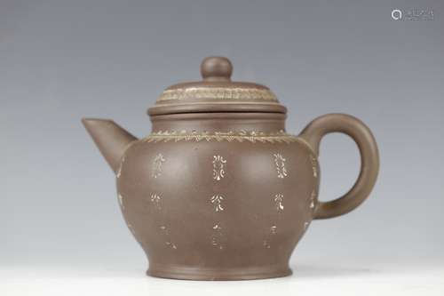 Yixing purple sand teapot