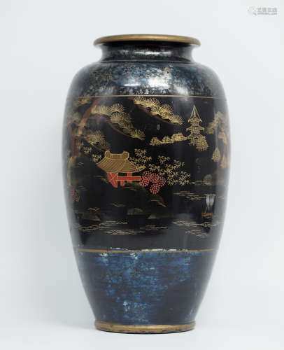 Gold-lining black lacquer jar