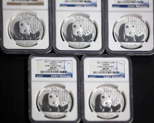Six pieces of 2011 Panda silver coin graded MS69