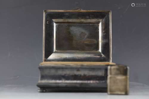 Silver cigar box and lighter