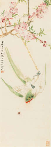 张大壮（1903～1980） 1947年作 桃花鹦鹉 立轴 设色纸本