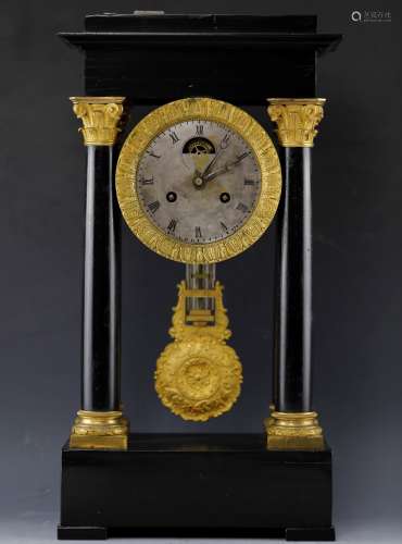 Western gild marble clock