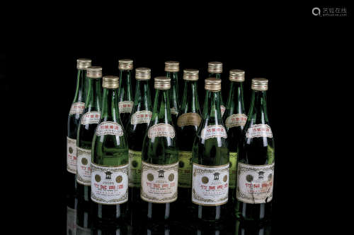 1985年、1986年玻璃瓶竹叶青