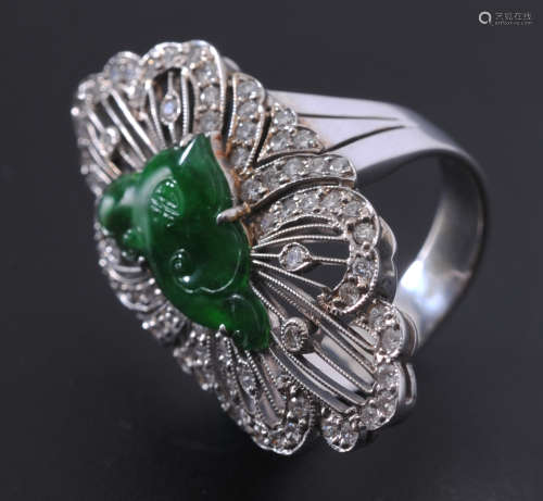 18K jade and diamond ring