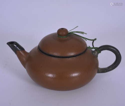 Qing zisha yixing teapot with silver mounted spout