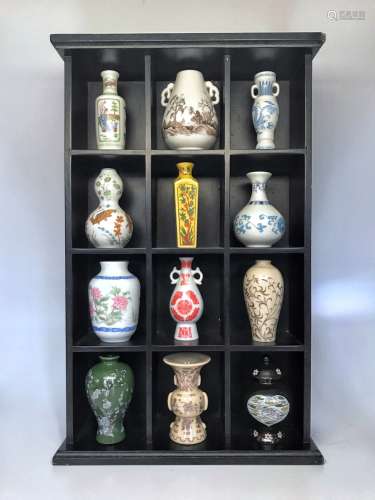 Set of 12 Pieces Porcelain Vase