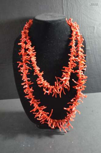 2 Pieces of Chinese Coral Necklace