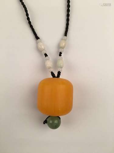 Honey Bee and  Jade Bead Pendant Necklace