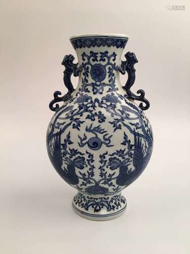 Chinese Blue and White Porcelain Phoenix Vase