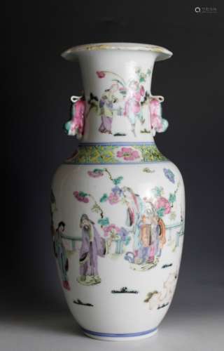 19th.C Chinese Famille Rose Vase