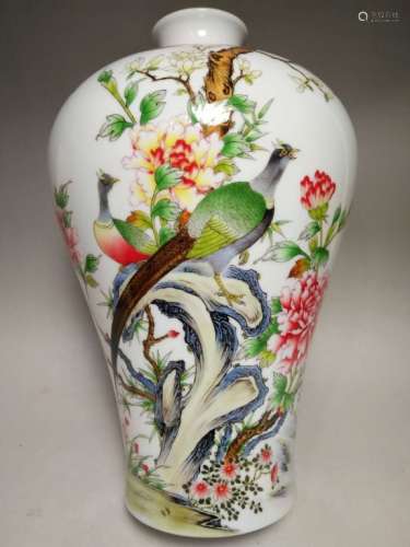 Chinese Famille Rose Meiping Vase