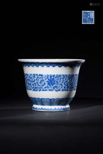 Chinese Blue&White Porcelain Planter