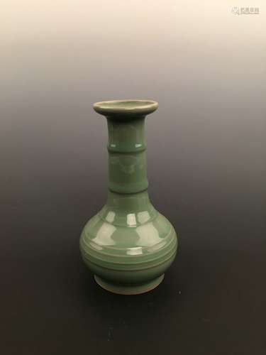 Chinese Longquan Porcelain Vase