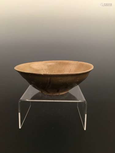 Chinese Old Celadon Glazed Porcelain Bowl