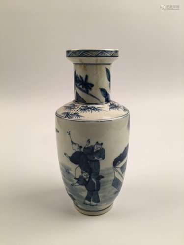 Chinese Blue and White Porcelain Vase