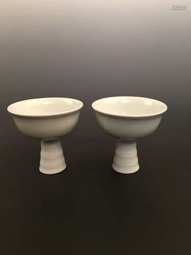 A Pair of White Porcelain High Foot Cups