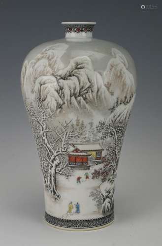 MEIPING SNOW SCENE VASE